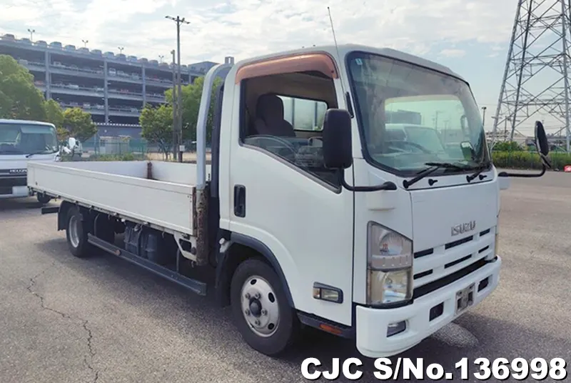 Isuzu / Elf 2013