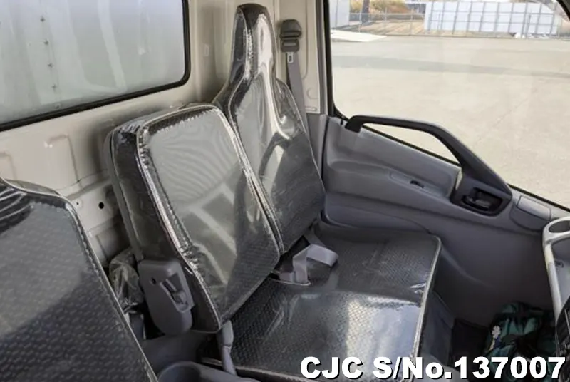 2020 Hino / Dutro Stock No. 137007