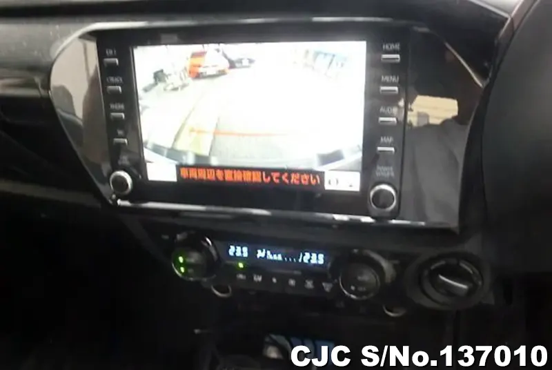 2023 Toyota / Hilux Stock No. 137010