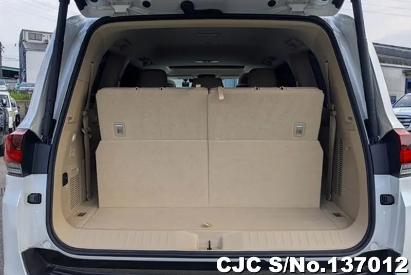 2025 Toyota / Land Cruiser Stock No. 137012