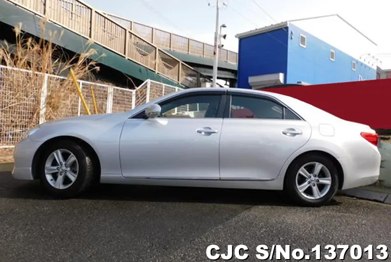 2011 Toyota / Mark X Stock No. 137013