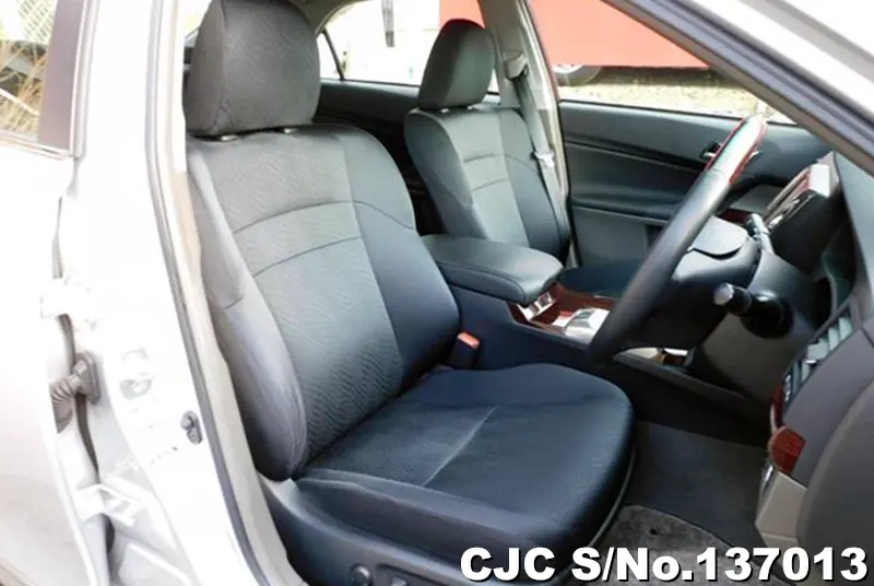 2011 Toyota / Mark X Stock No. 137013