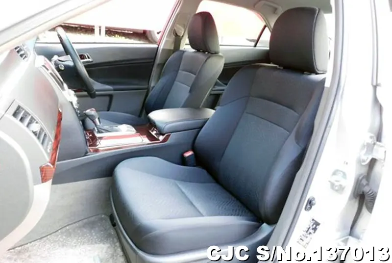 2011 Toyota / Mark X Stock No. 137013