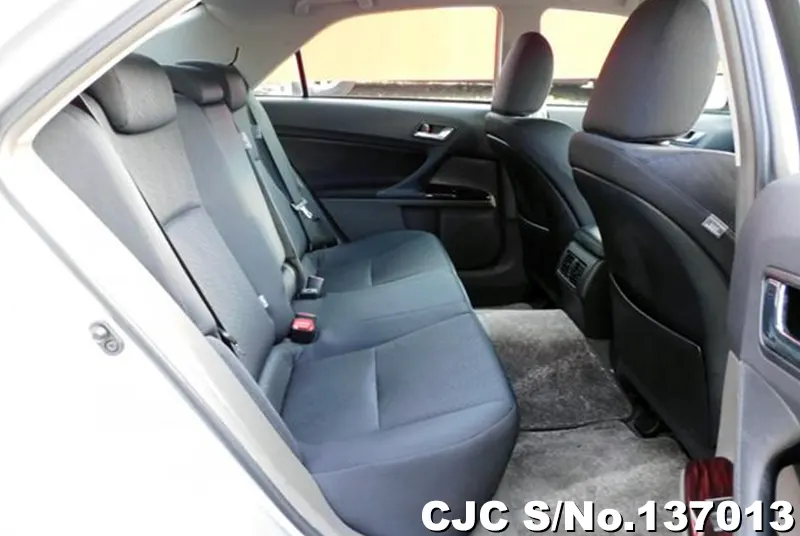 2011 Toyota / Mark X Stock No. 137013