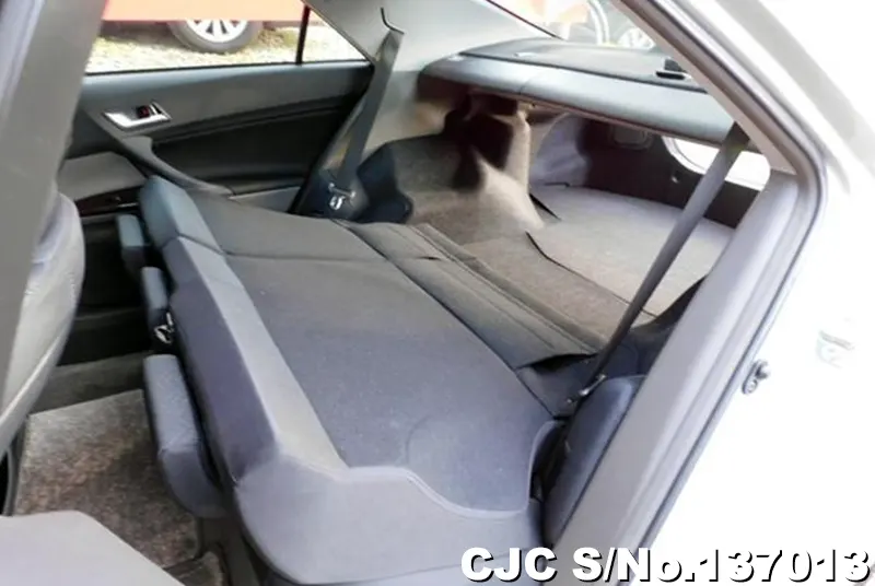 2011 Toyota / Mark X Stock No. 137013