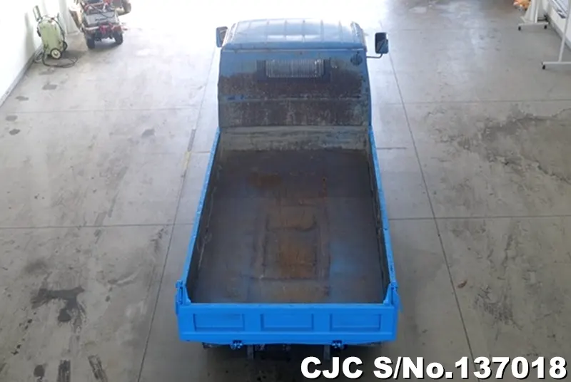 1995 Mitsubishi / Canter Stock No. 137018