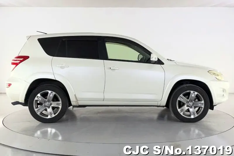 2014 Toyota / Rav4 Stock No. 137019