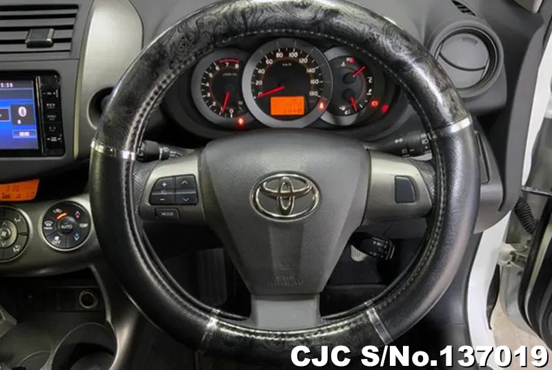 2014 Toyota / Rav4 Stock No. 137019
