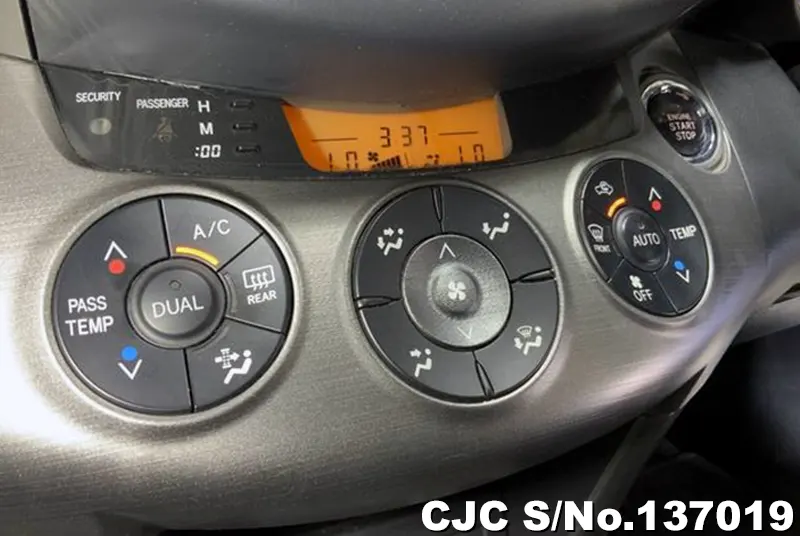 2014 Toyota / Rav4 Stock No. 137019