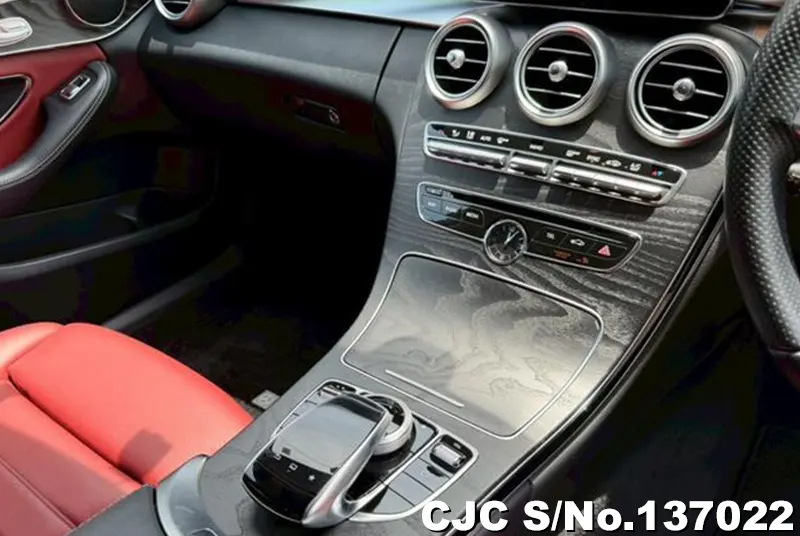 2015 Mercedes Benz / C Class Stock No. 137022
