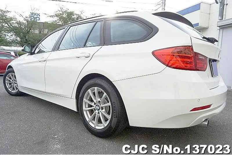 2014 BMW / 3 Series Stock No. 137023