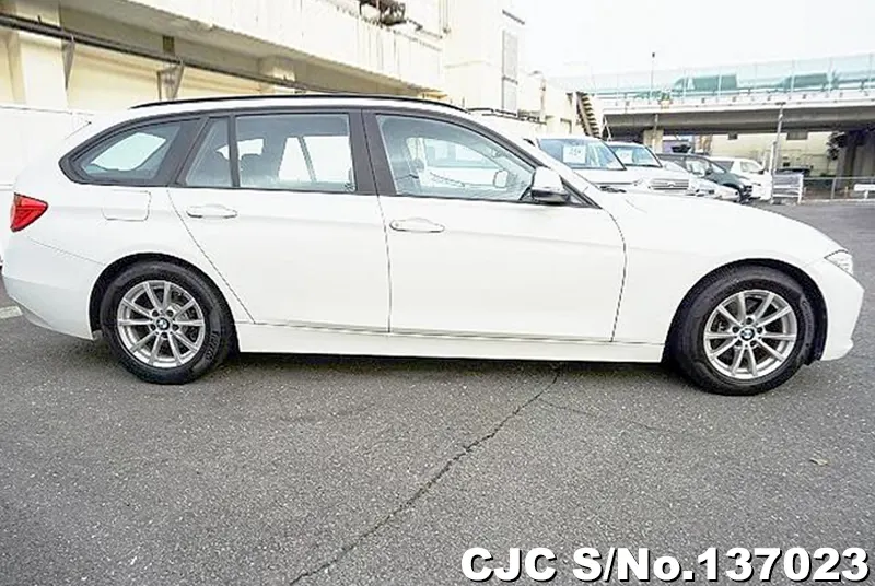 2014 BMW / 3 Series Stock No. 137023