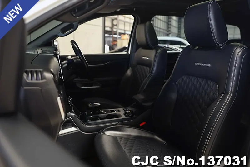 2024 Ford / Everest Stock No. 137031