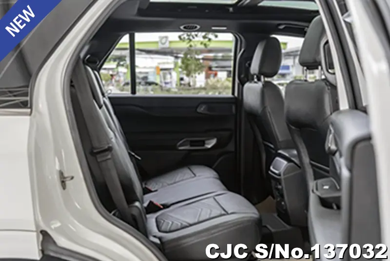2024 Ford / Everest Stock No. 137032