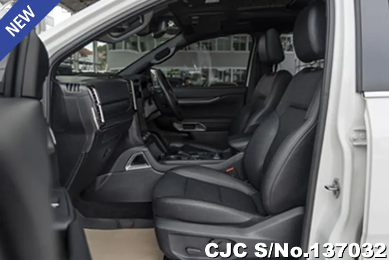 2024 Ford / Everest Stock No. 137032