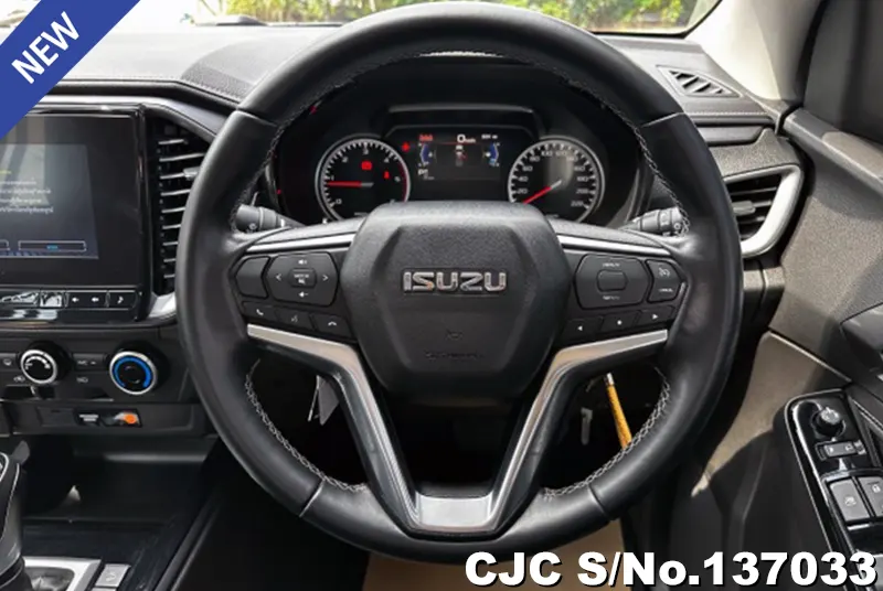 Isuzu D-Max in Gray for Sale Image 8