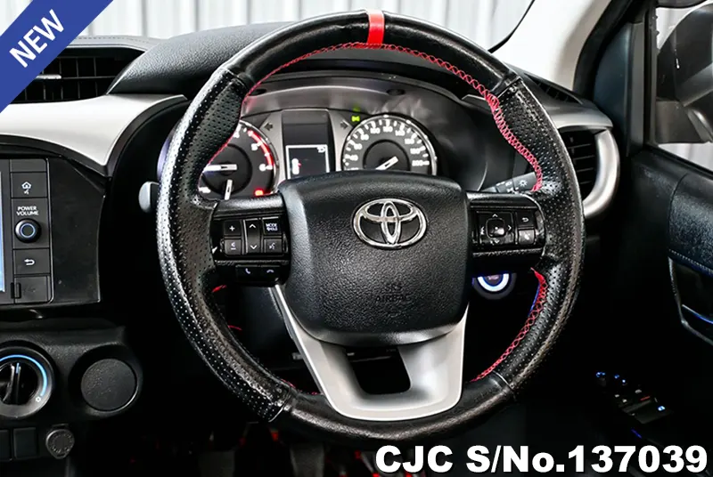 Toyota Hilux in Black for Sale Image 12