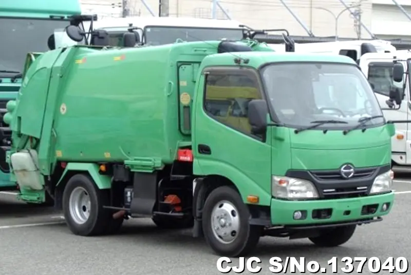 2015 Hino / Dutro Stock No. 137040