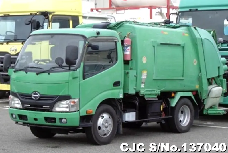 2015 Hino / Dutro Stock No. 137040