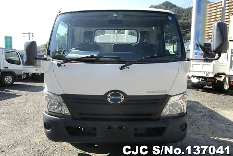 2016 Hino / Dutro Stock No. 137041