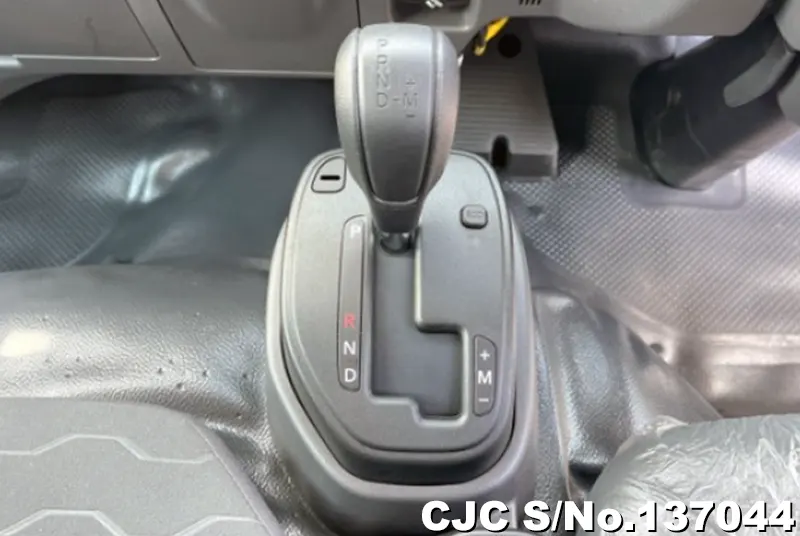2025 Mazda / Titan Stock No. 137044