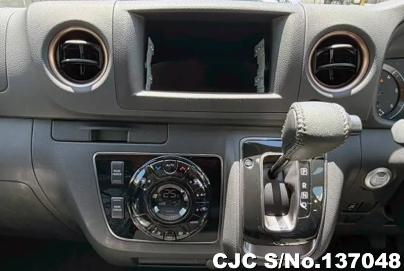 2026 Nissan / Caravan Stock No. 137048