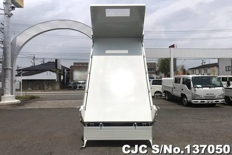 2024 Isuzu / Elf Stock No. 137050