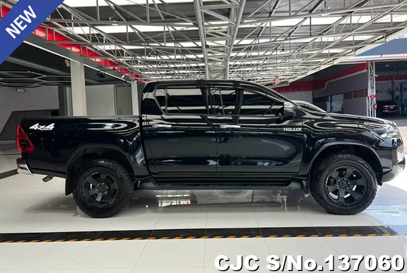 2021 Toyota / Hilux / Revo Stock No. 137060