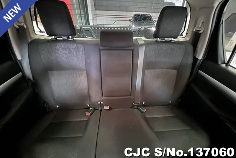 2021 Toyota / Hilux / Revo Stock No. 137060