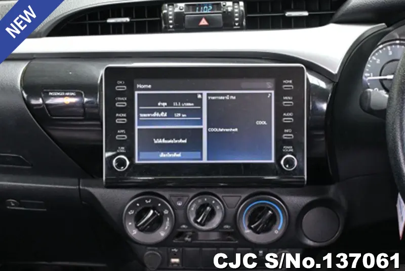 2022 Toyota / Hilux / Revo Stock No. 137061