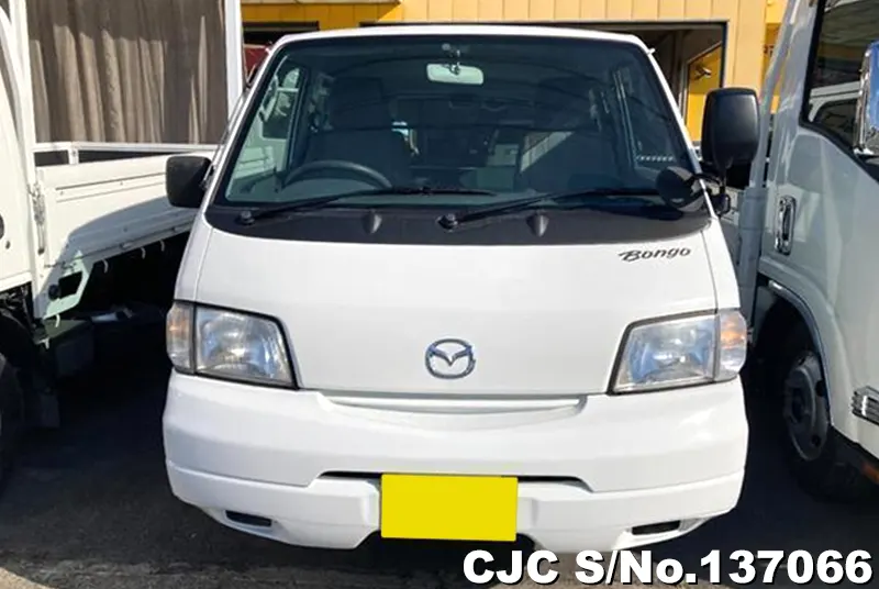2015 Mazda / Bongo Stock No. 137066