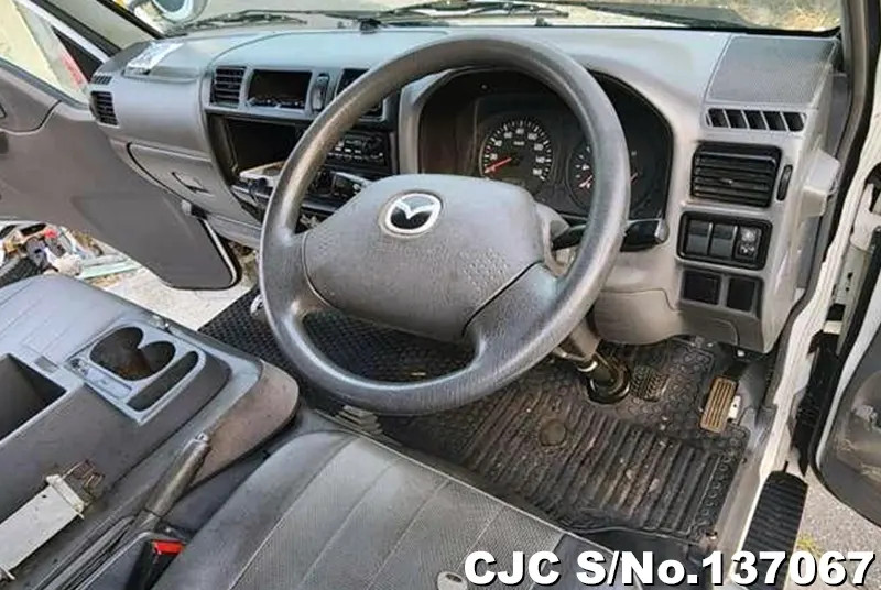2015 Mazda / Bongo Stock No. 137067
