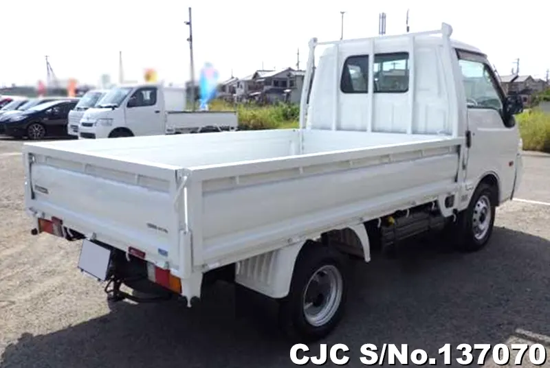 2015 Mazda / Bongo Stock No. 137070