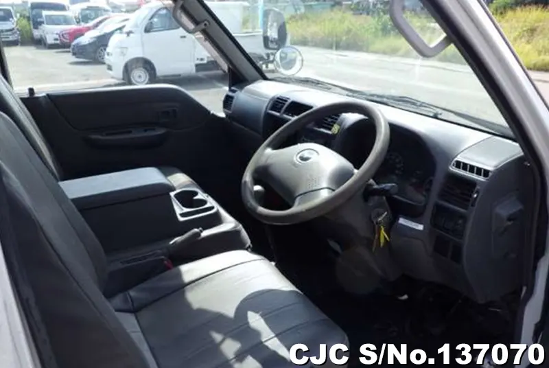 2015 Mazda / Bongo Stock No. 137070