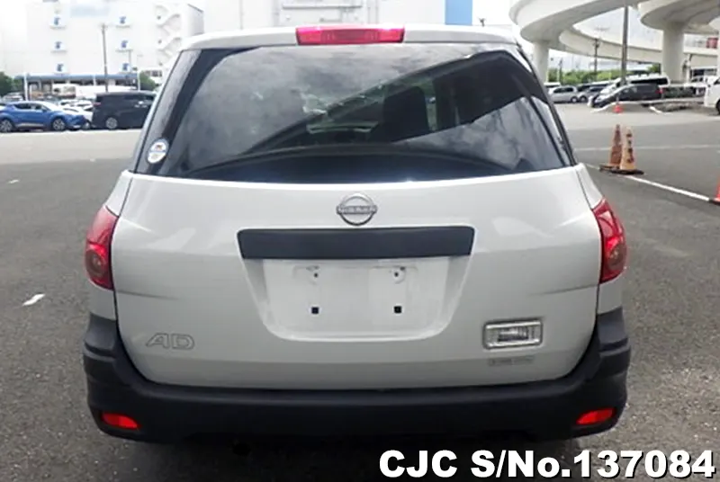 Nissan AD Van in Silver for Sale Image 5