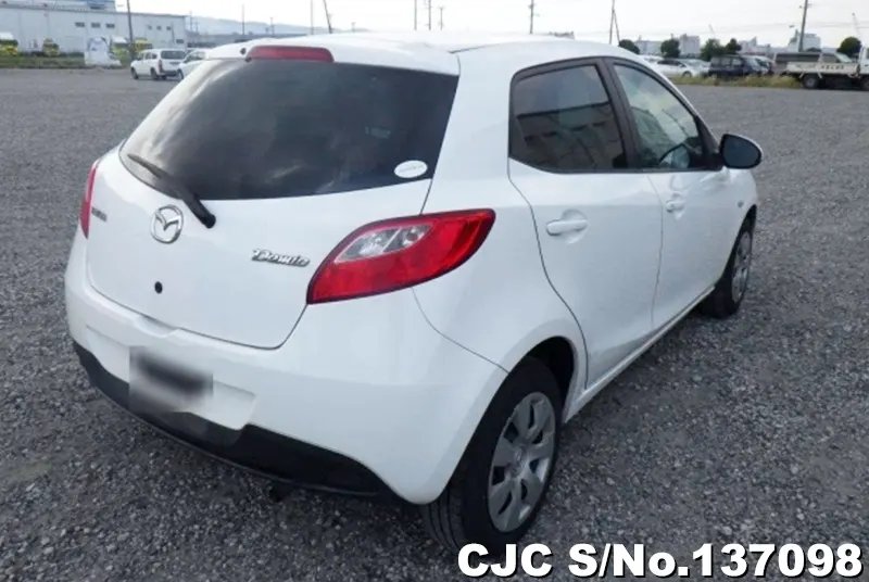 2009 Mazda / Demio Stock No. 137098