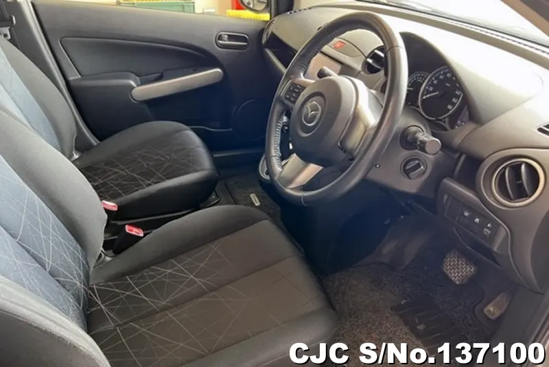 2011 Mazda / Demio Stock No. 137100