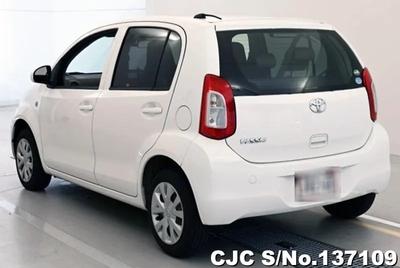2015 Toyota / Passo Stock No. 137109