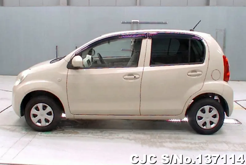 2012 Toyota / Passo Stock No. 137114