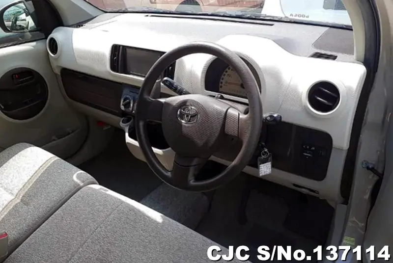2012 Toyota / Passo Stock No. 137114