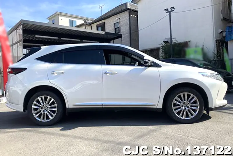 2019 Toyota / Harrier Stock No. 137122