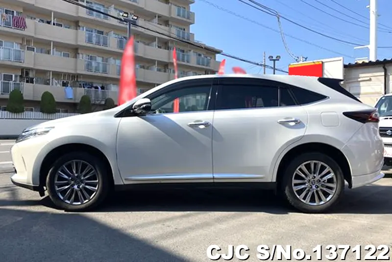2019 Toyota / Harrier Stock No. 137122