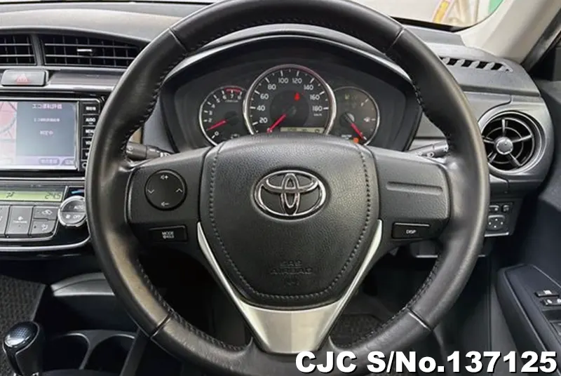 2016 Toyota / Corolla Axio Stock No. 137125
