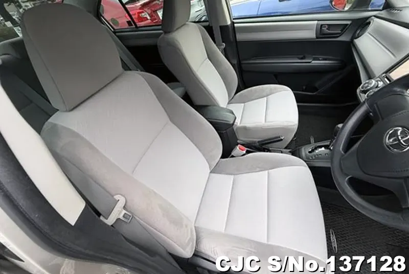 2015 Toyota / Corolla Axio Stock No. 137128