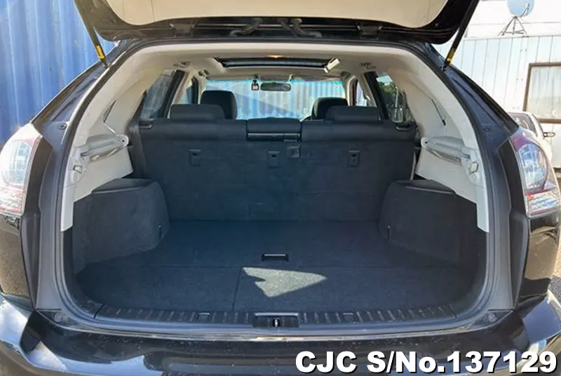 2009 Toyota / Harrier Stock No. 137129