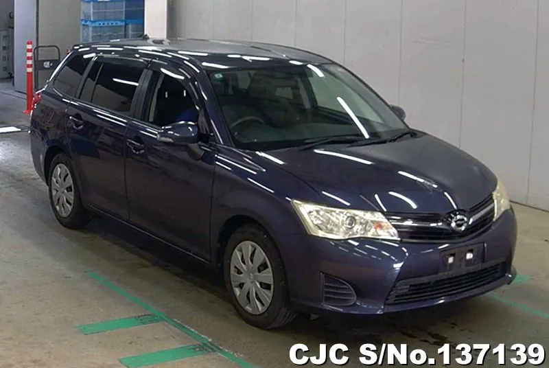 2013 Toyota / Corolla Fielder Stock No. 137139