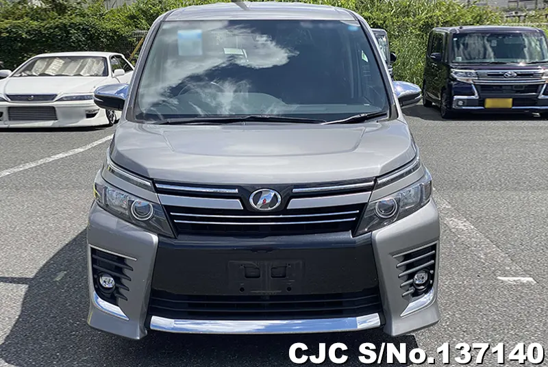 2017 Toyota / Voxy Stock No. 137140