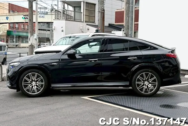 2025 Mercedes Benz / GLC Class Stock No. 137147
