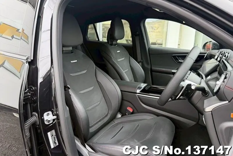 2025 Mercedes Benz / GLC Class Stock No. 137147