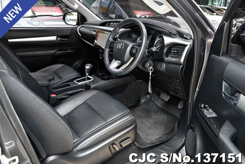 2022 Toyota / Hilux / Revo Stock No. 137151